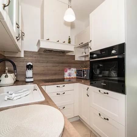 Jadran Donje Rastane